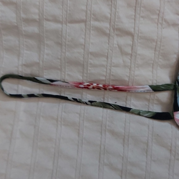 American Eagle Floral Crop Top NWOT - Picture 3 of 7